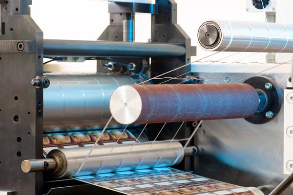 什么是激光飛行切割??自粘式標(biāo)簽(圖2)