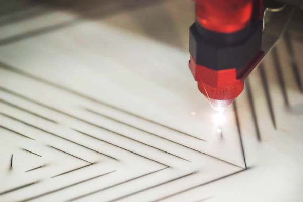 激光焊接機(jī)和激光切割機(jī)之間有什么區(qū)別呢？(圖1)