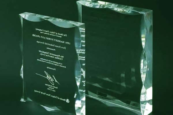 紫外激光打標機可以打玻璃嗎？